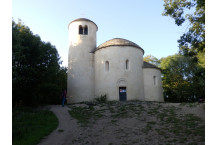 C001 - Rotunda sv. Jiří a sv. Vojtěcha na hoře Říp